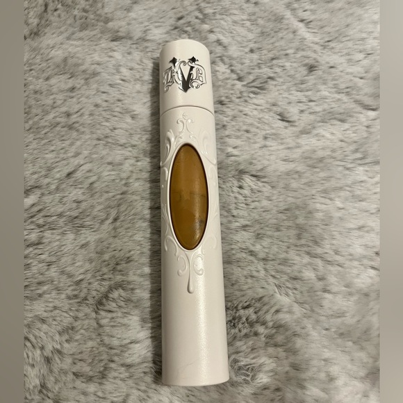 KVD Beauty True Portrait Liquid To Powder Foundation - Picture 3 of 3